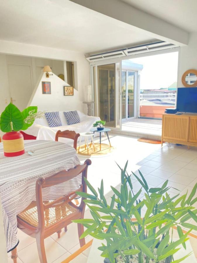 Appartement Bord De Mer Sainte-Anne  Exterior foto